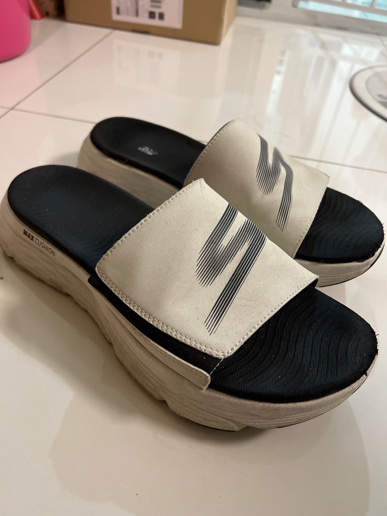 Skechers Men OnTheGO Max Cushioning Mizumi Walking Sandals 229014