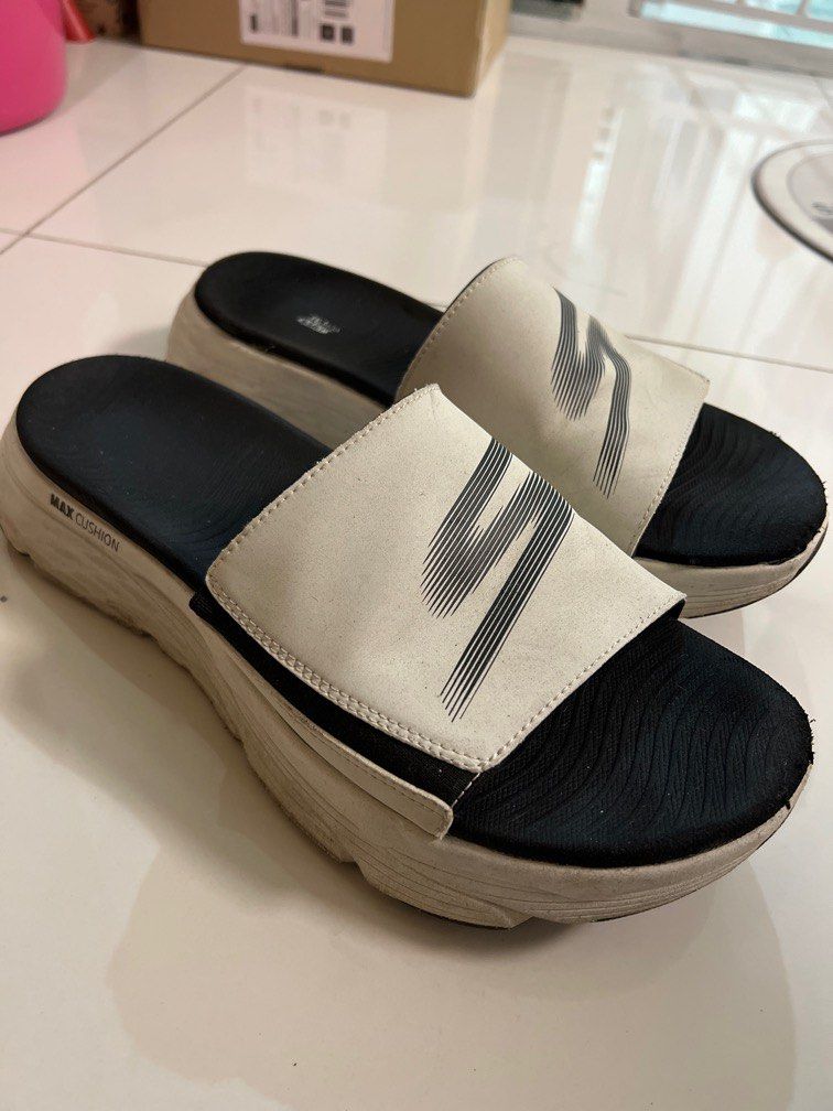 Max slippers for hotsell men