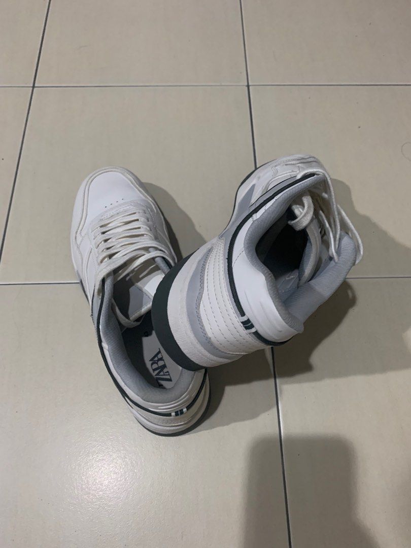 Snickers Shoos Snickers, Men's Fashion, Footwear, Sneakers on Carousell