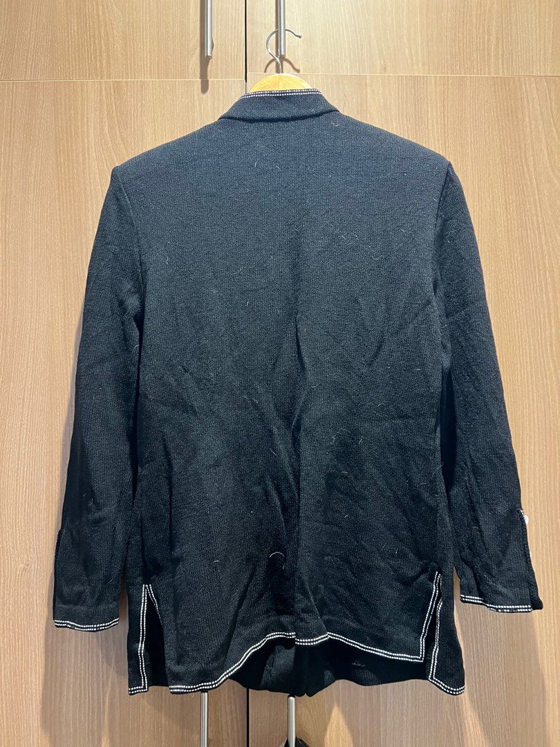 St John by Marie Gray (Category: Coats, Jackets and Outerwear) located in Manila. Submitted by michllov (Listing ID 1253696765, Image 2). Description: With minor flaws - some missing white plaques on edges.
