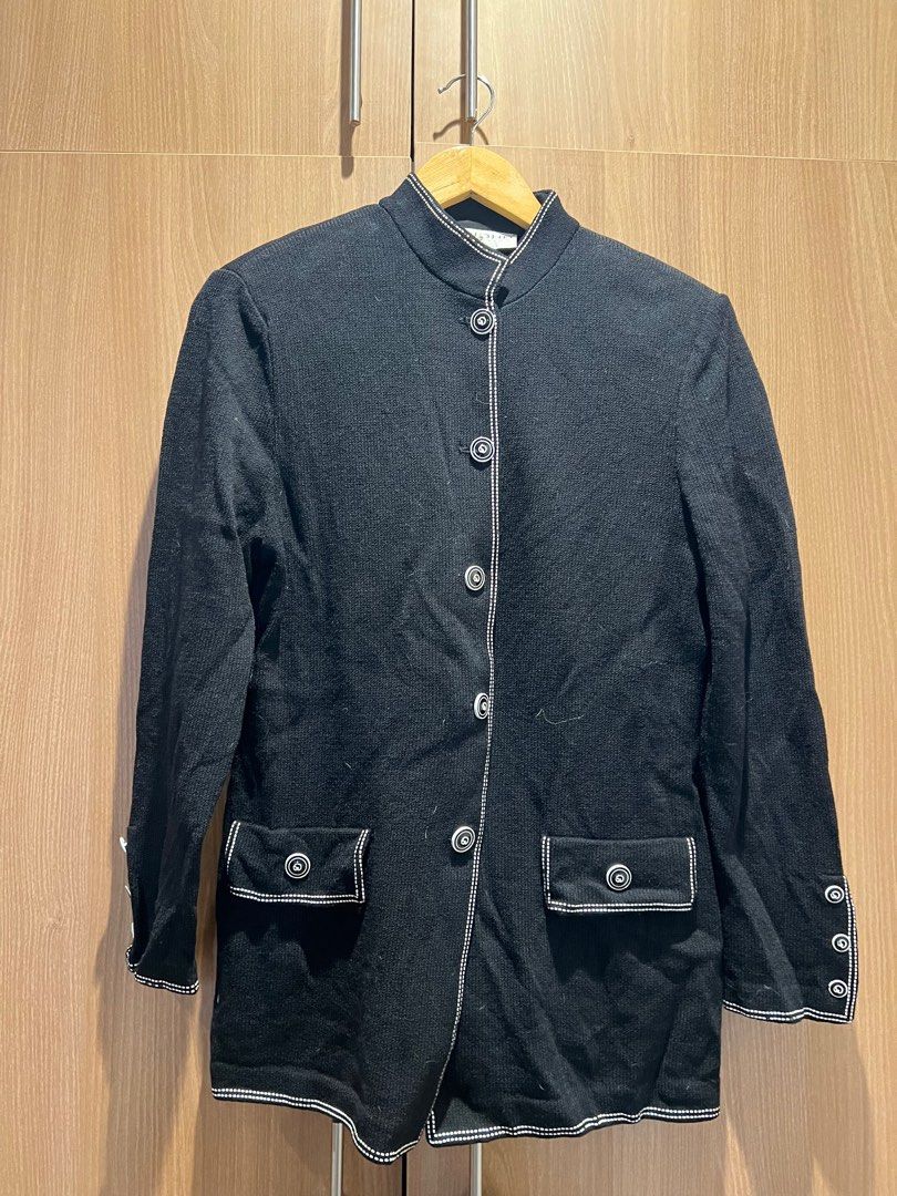 St John by Marie Gray (Category: Coats, Jackets and Outerwear) located in Manila. Submitted by michllov (Listing ID 1253696765, Image 1). Description: With minor flaws - some missing white plaques on edges.