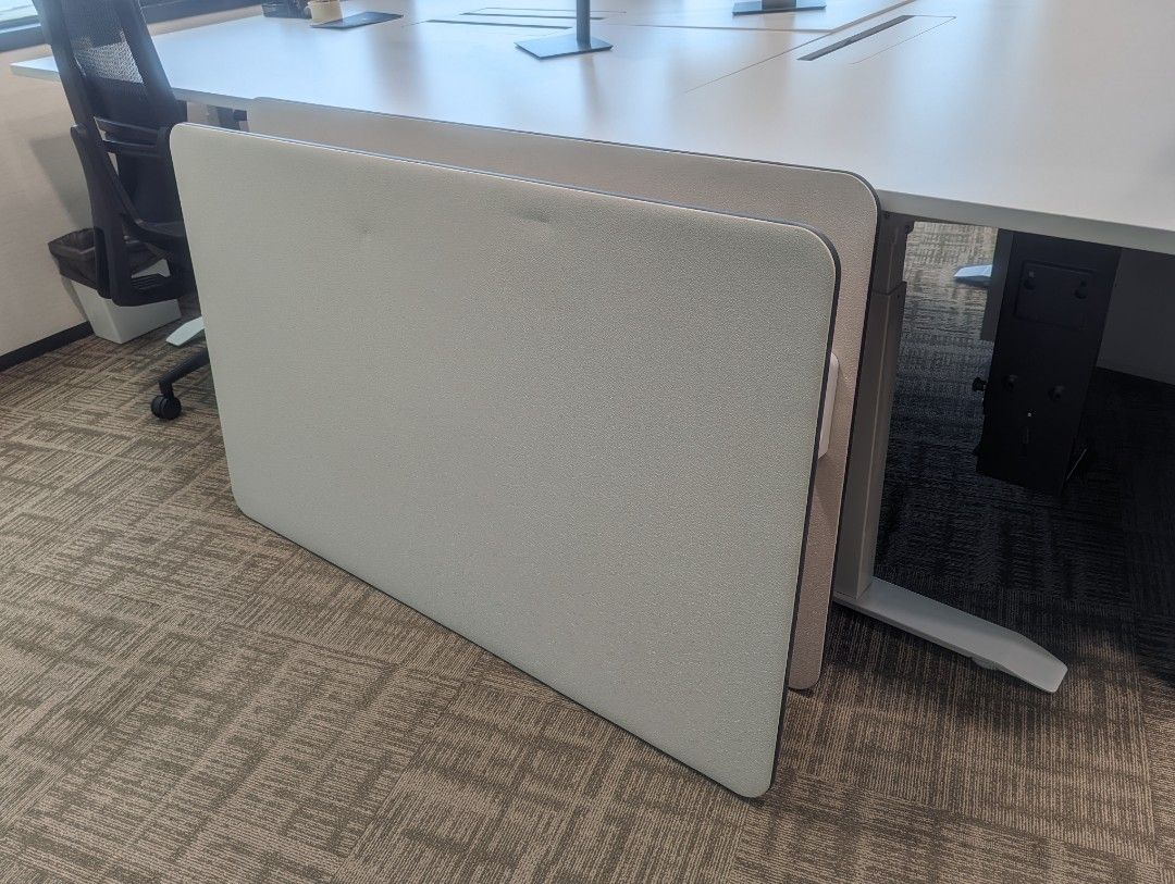 FREE Table Partitions to Bless, Furniture & Home Living, Furniture