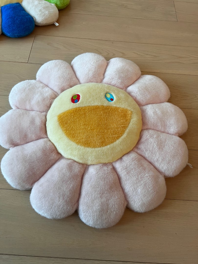 Takashi Murakami 村上隆60 cm Flower Plush Pillow Light pink Yellow 