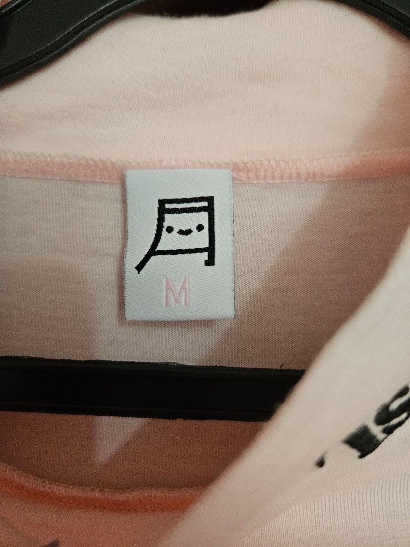 Tsuki pink turtleneck