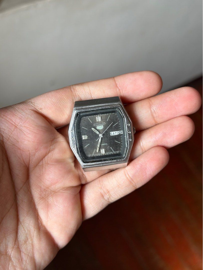 Seiko 5 automatic on sale vintage square