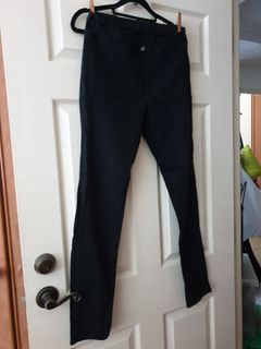 Uniqlo Dark Navy Stretchable Jeans - L