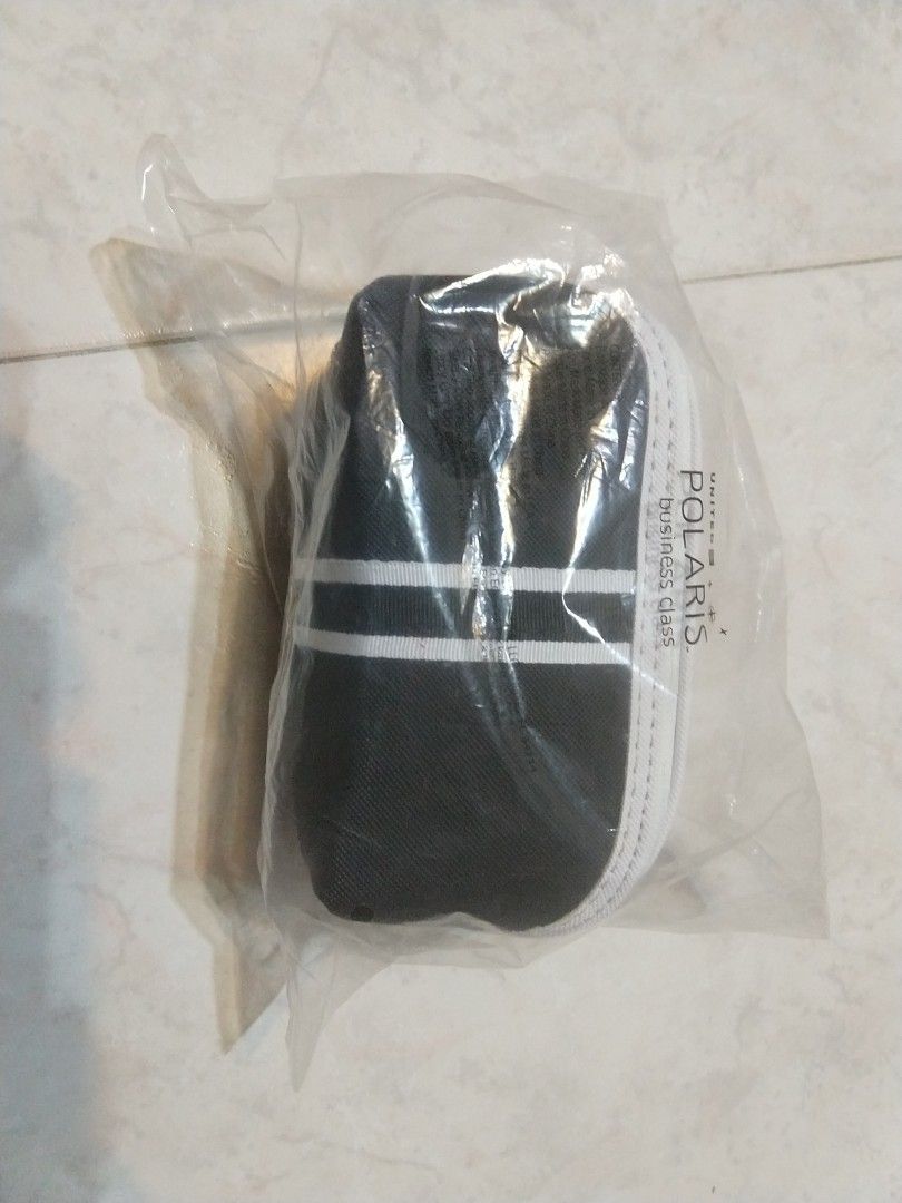 United Teases A New Amenity Kit And Child Pack