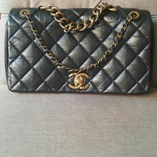 URGENT SALE!!! Authentic Chanel Pondicherry Flap Bag, Luxury, Bags &  Wallets on Carousell