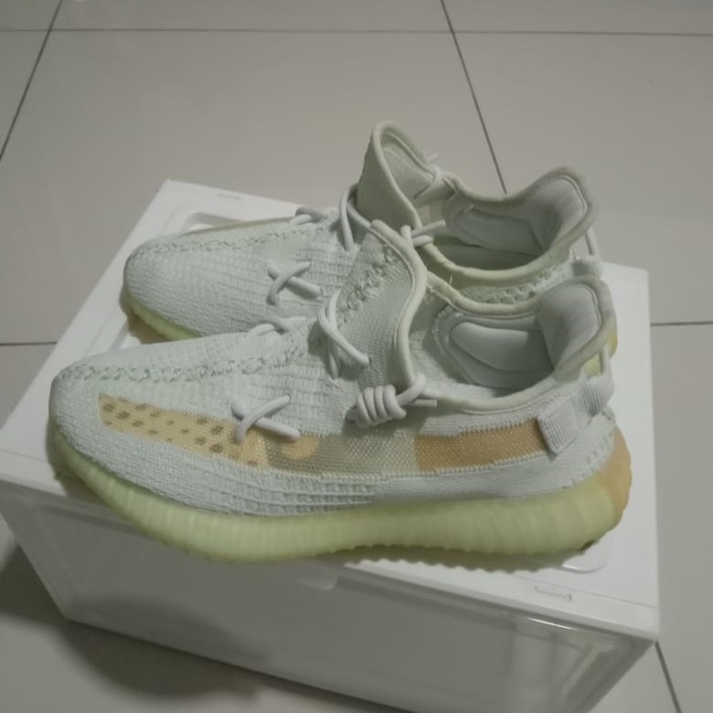 Yeezy 350 V2 Hyperspace Men s Fashion Footwear Sneakers on