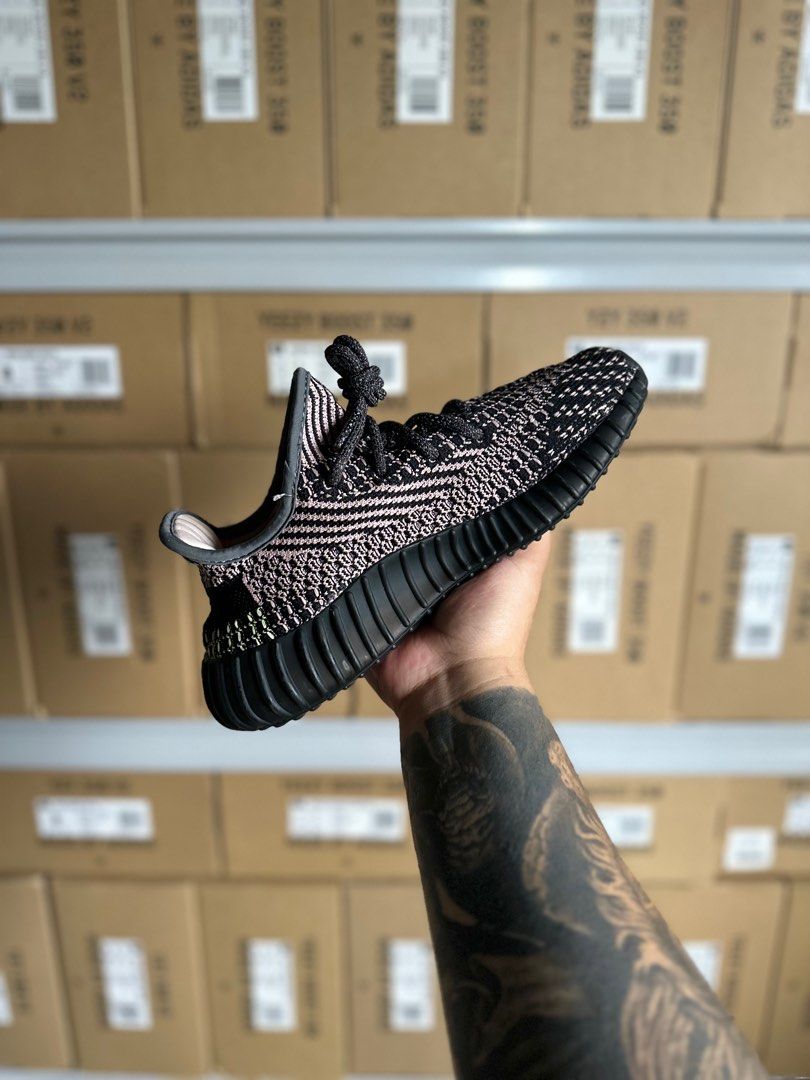 Used yeezy hot sale yecheil