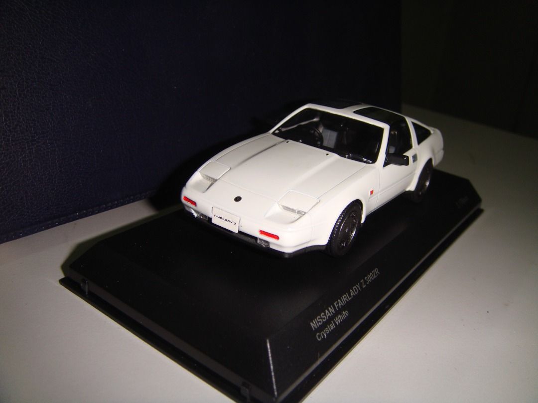 1/43 Nissan Fairlady Z 300ZR (HZ31) in crystal white by Kyosho
