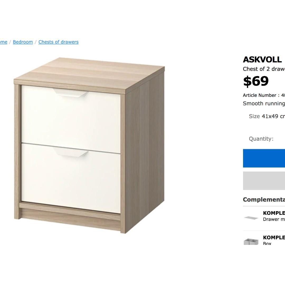 Askvoll bedside outlet table