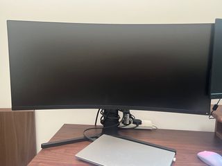 34英寸曲面屏幕 34 inches curved gaming monitor