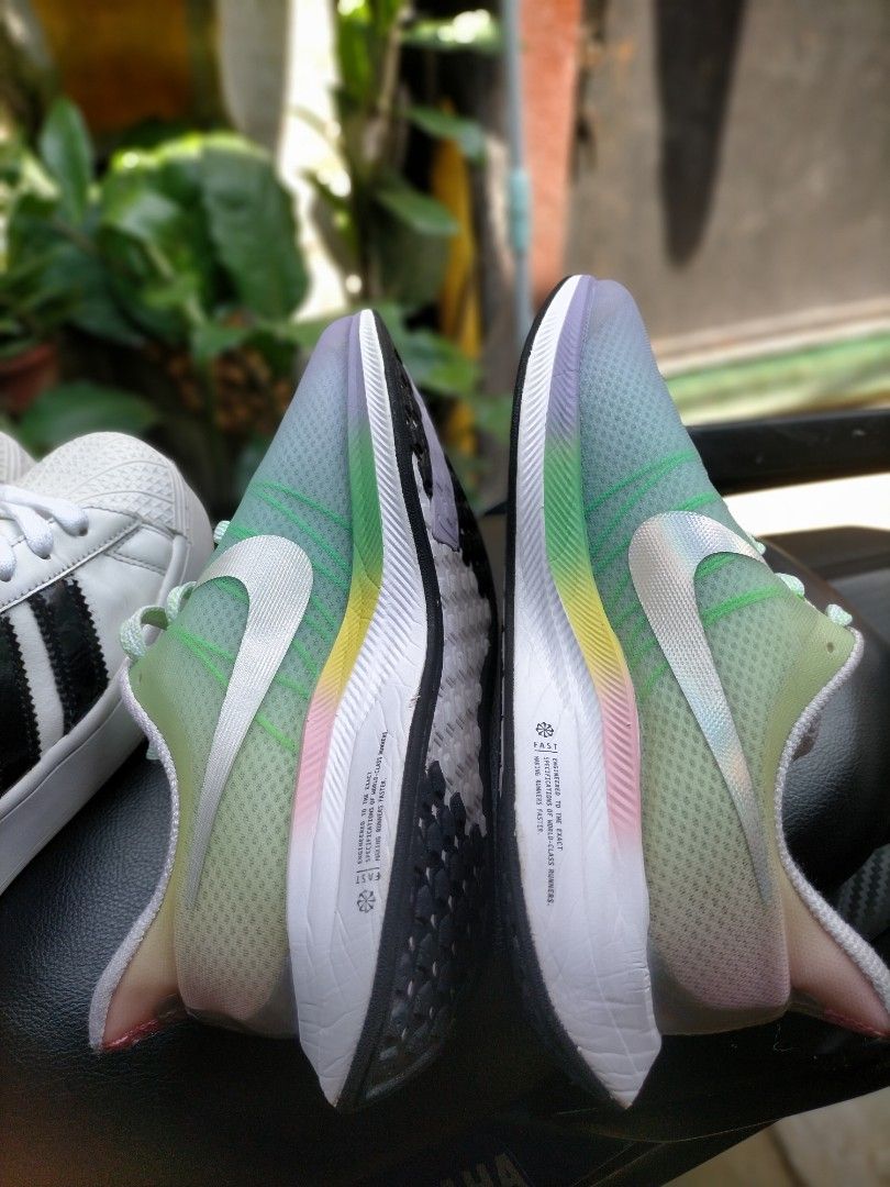 nike pegasus running shoes