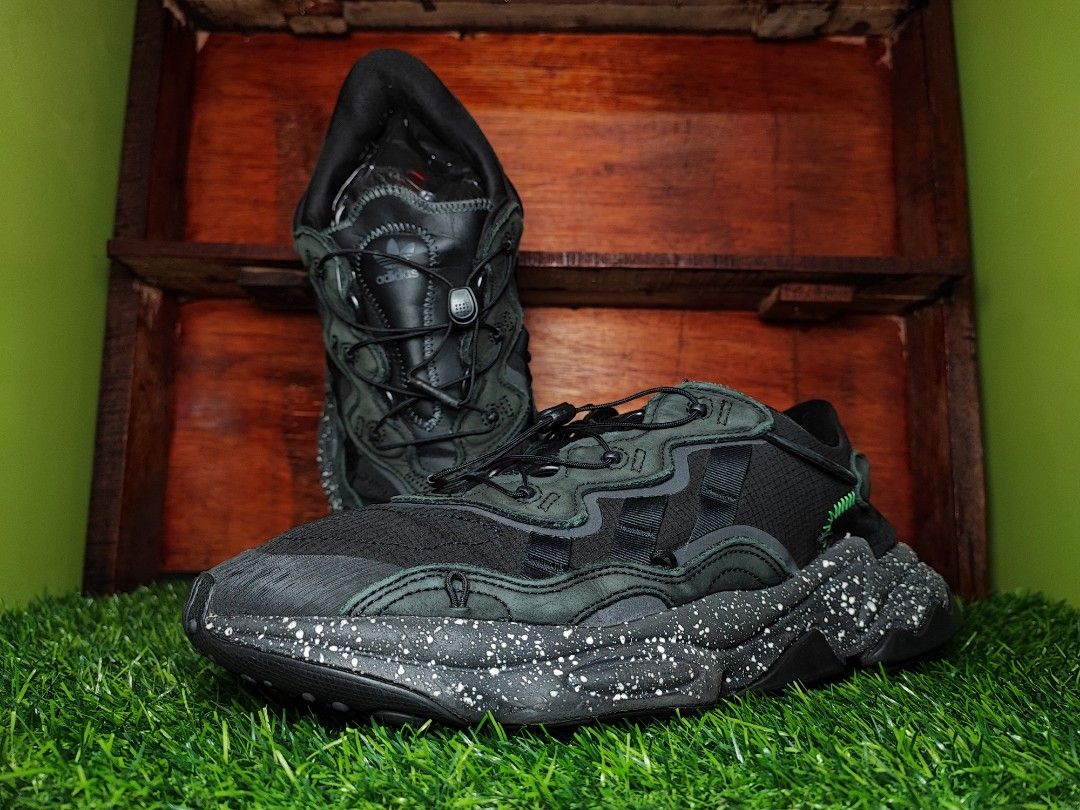 Adidas ozweego clearance black solar green