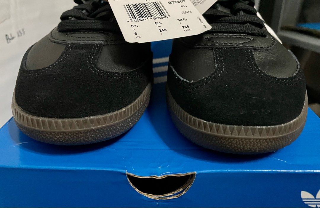 https://www.carousell.ph/p/adidas-samba-og-womens-size-7-us-6-black-1253837349/
