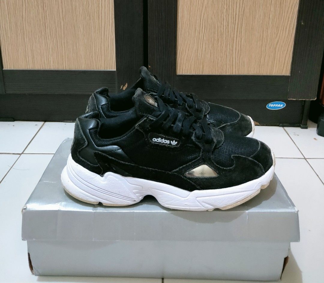 Adidas cheap falcon torsion