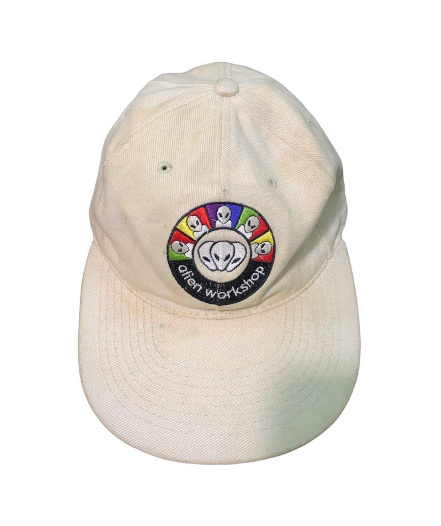 Alien Workshop Cap (Category: Cap & Hats) located in Sungai Siput. Submitted by WardrobeUnggul (Listing ID 1253725217, Image 2). Description: *(Nicely crafted) *(Minor signs of wear) *(Overall in good condition) 🎉If You Take Combo,I Will Give Good Price. ✅Shipped Via Jnt Express✅ 💥Do Follow Me On ig (@wardrobe_unggul) 💥Have A Good Time🥳😬.