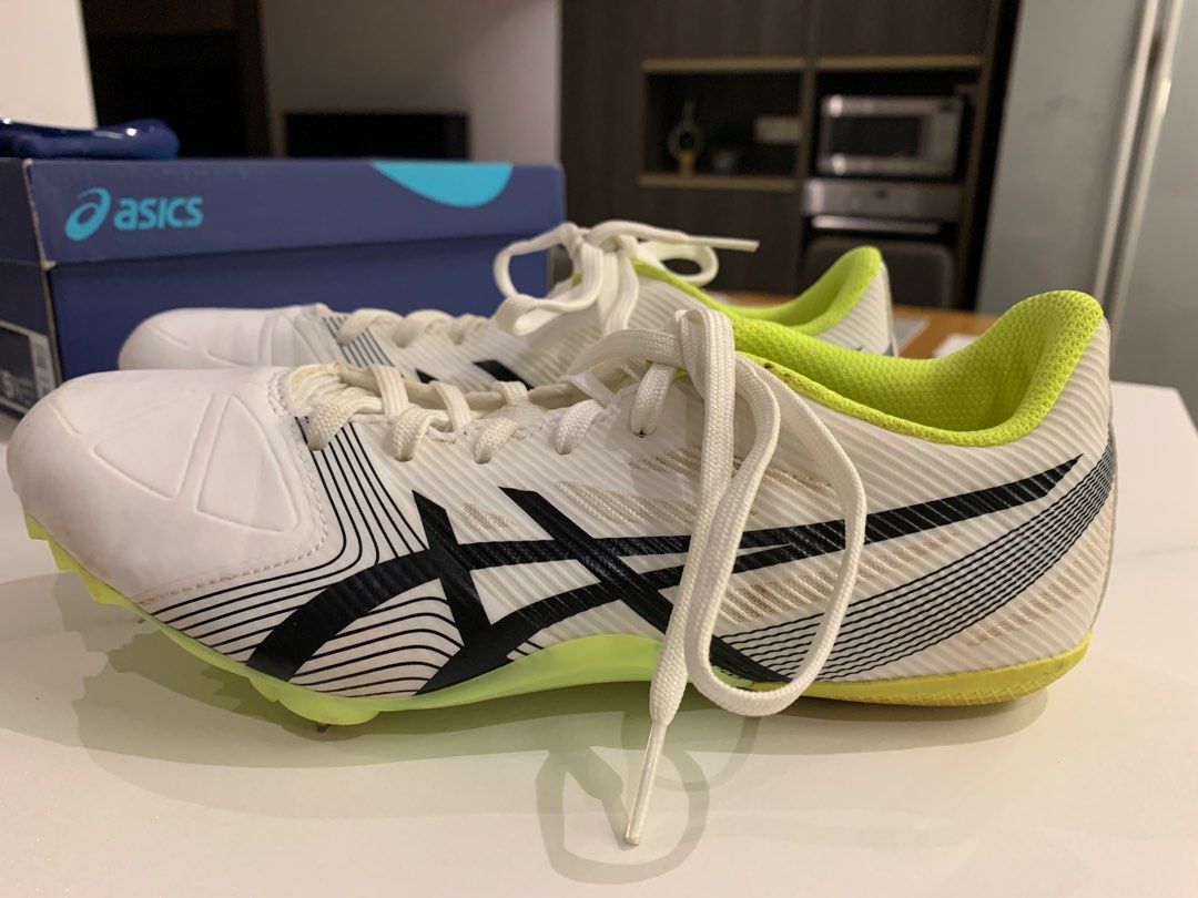 Asics shop kids spikes