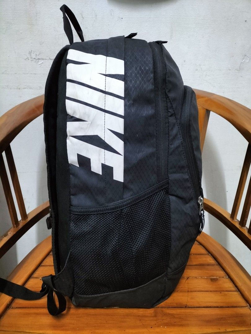 Bagpack Nike air max Men s Fashion Bags Backpacks on Carousell