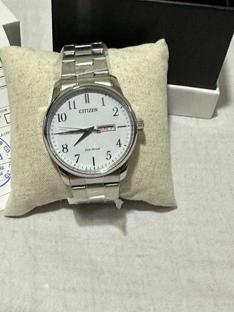 BNIB Citizen Eco drive classy modern looking solar watch with 3 year warranty model BM8550 81A selling cheapest in sg