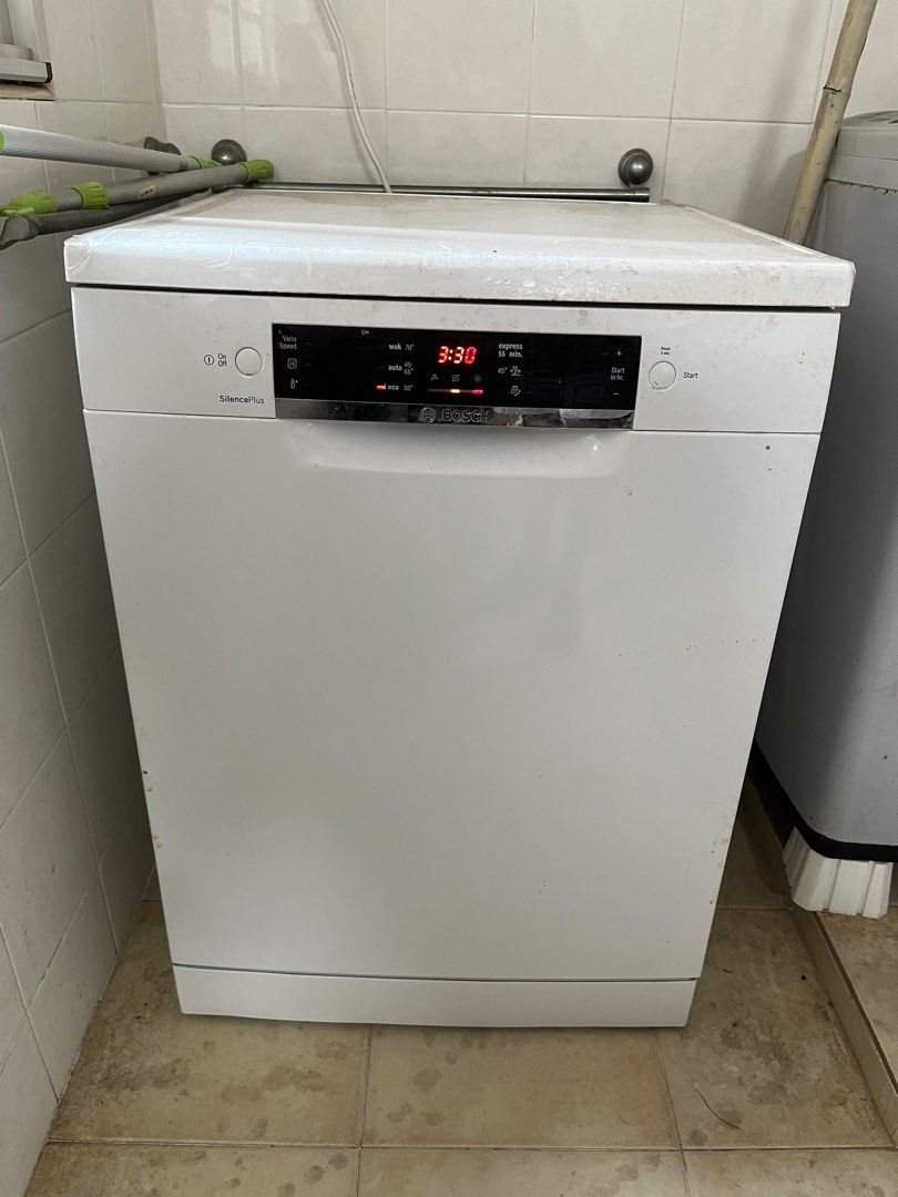 Bosch dishwasher series 4, TV & Home Appliances, Kitchen Appliances