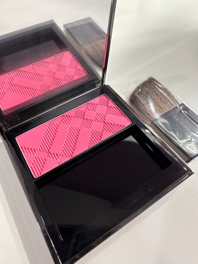 Burberry coral pink blush new arrivals