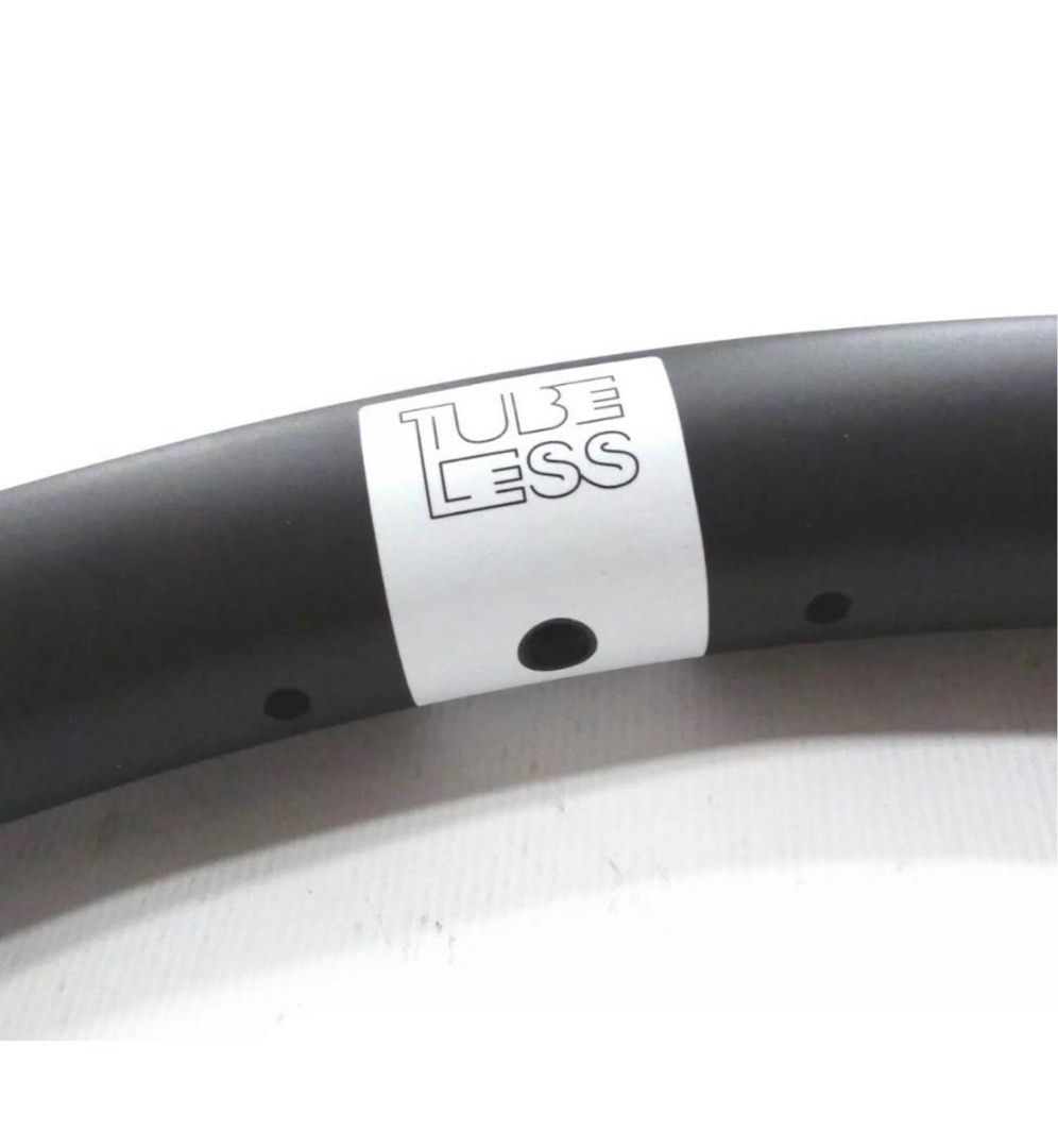 American classic Carbonator 27.5 Carbon Rim Sports Equipment Bicycles Parts Parts Accessories on Carousell