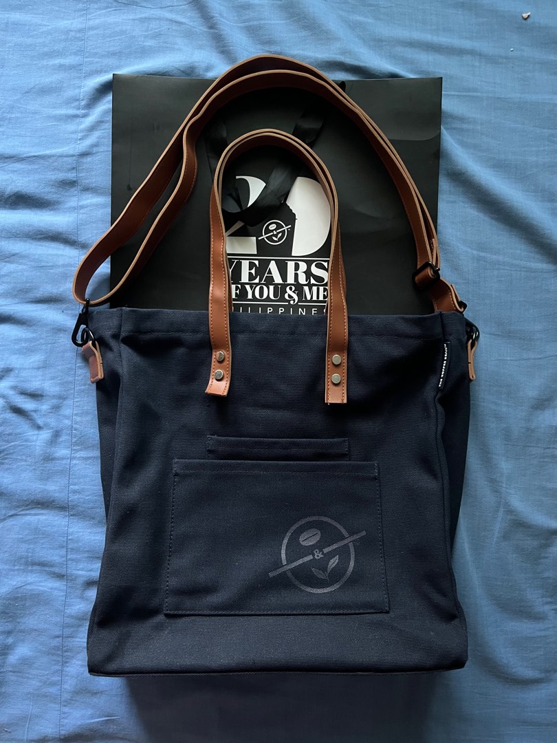 Coffee Bean and Tea Leaf CBTL Astronaut Bag 2023, Women's Fashion, Bags ...