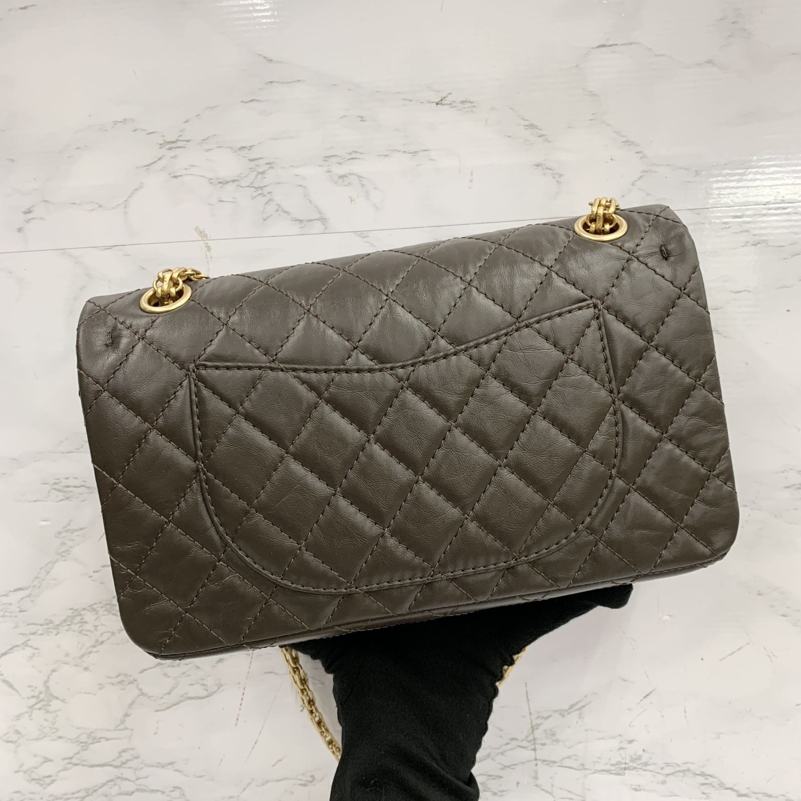 DISCOUNTED CHANEL A37586 CALF MICROCHIP 2.55 CHOCOLATE REISSUE 225 CHAIN SHOULDER BAG 237027885 WE