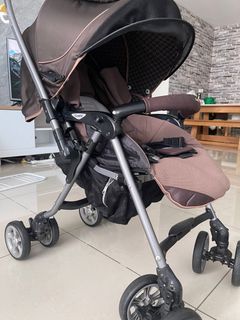 Combi Miracle turn stroller pram baby