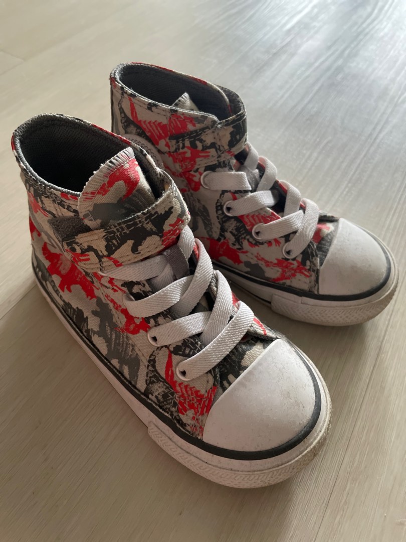 Converse 2025 dinosaur velcro