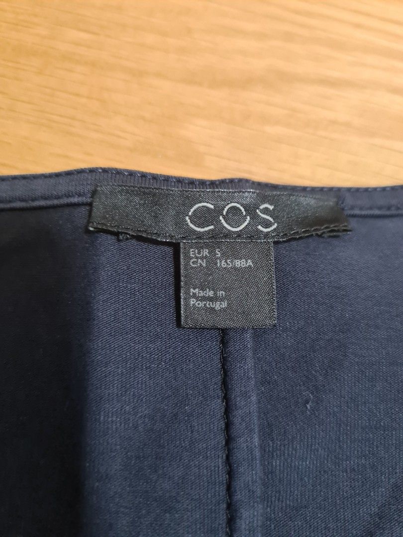 Cos Tank Signs Cos tank, Women's Fashion, Tops, Sleeveless on Carousell