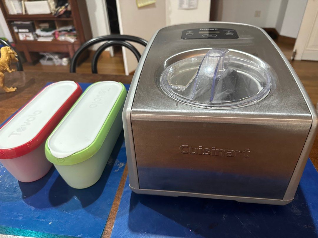 Cuisinart ice online cream maker used