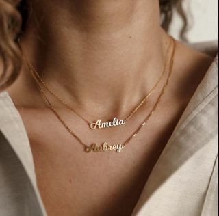 Customize name necklace
