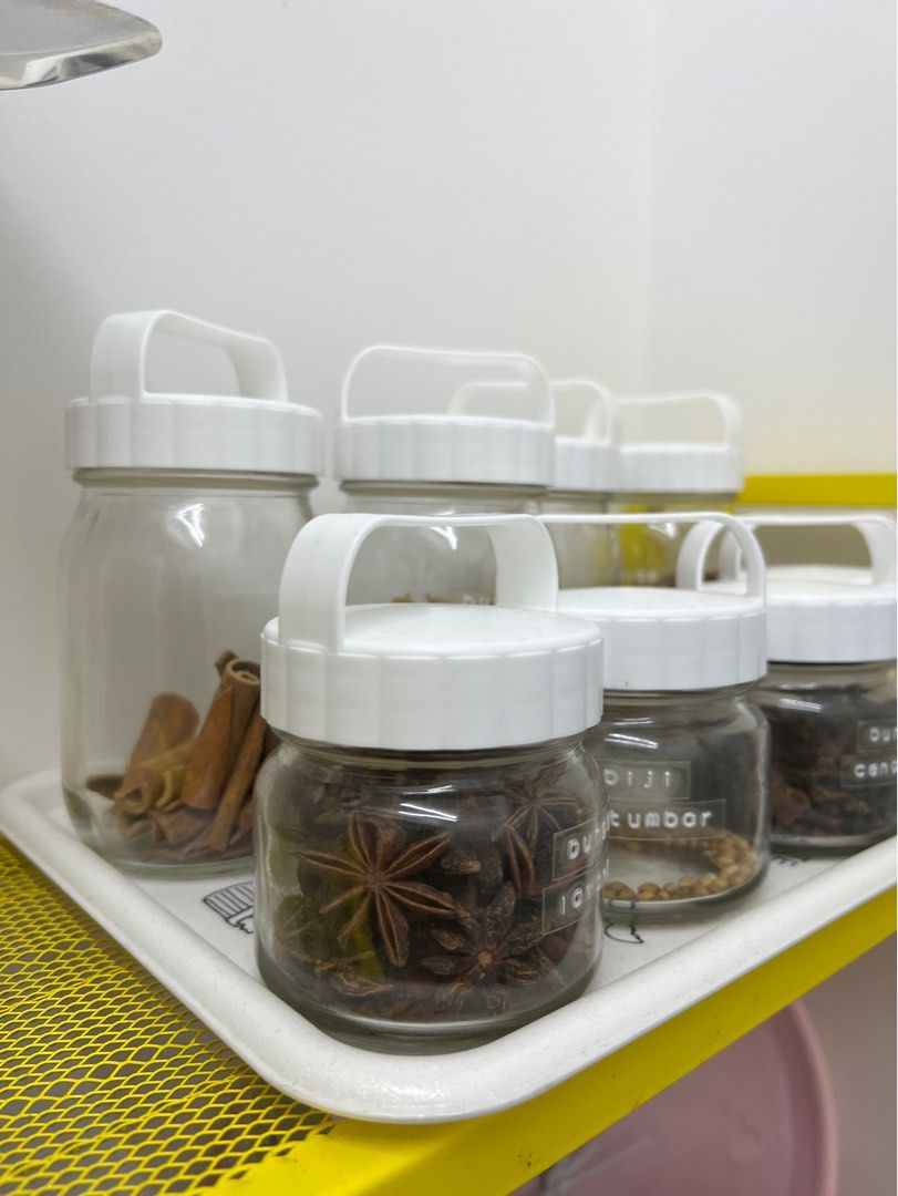Daiso spice jar, Furniture & Home Living, Kitchenware & Tableware, Food