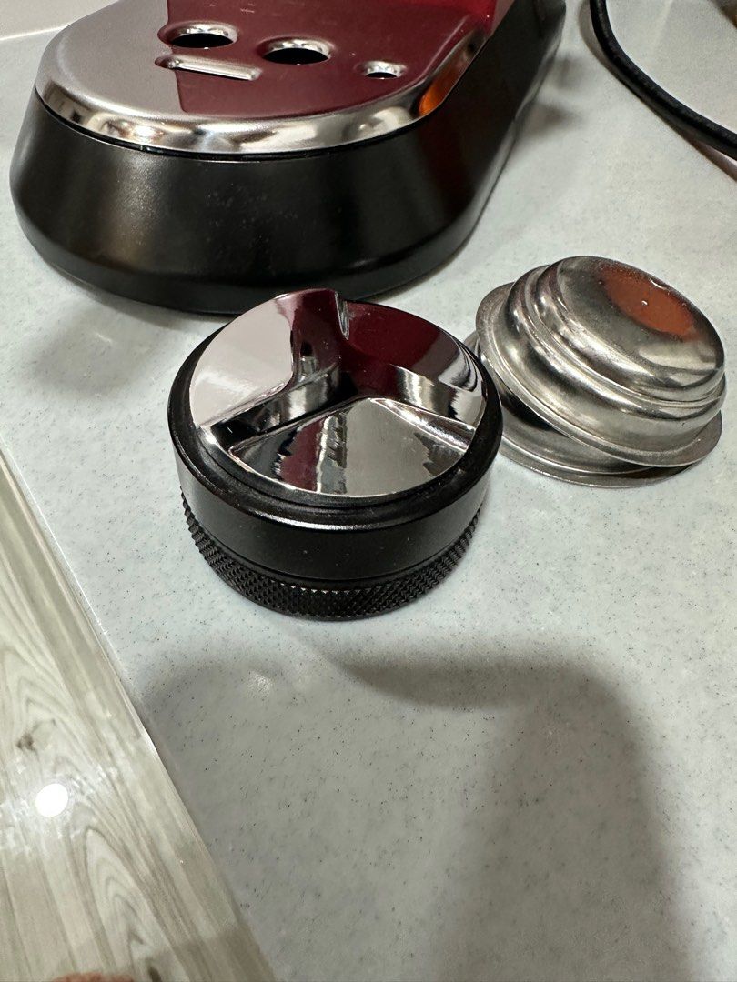 DeLonghi Dedica E685.R, TV & Home Appliances, Kitchen Appliances