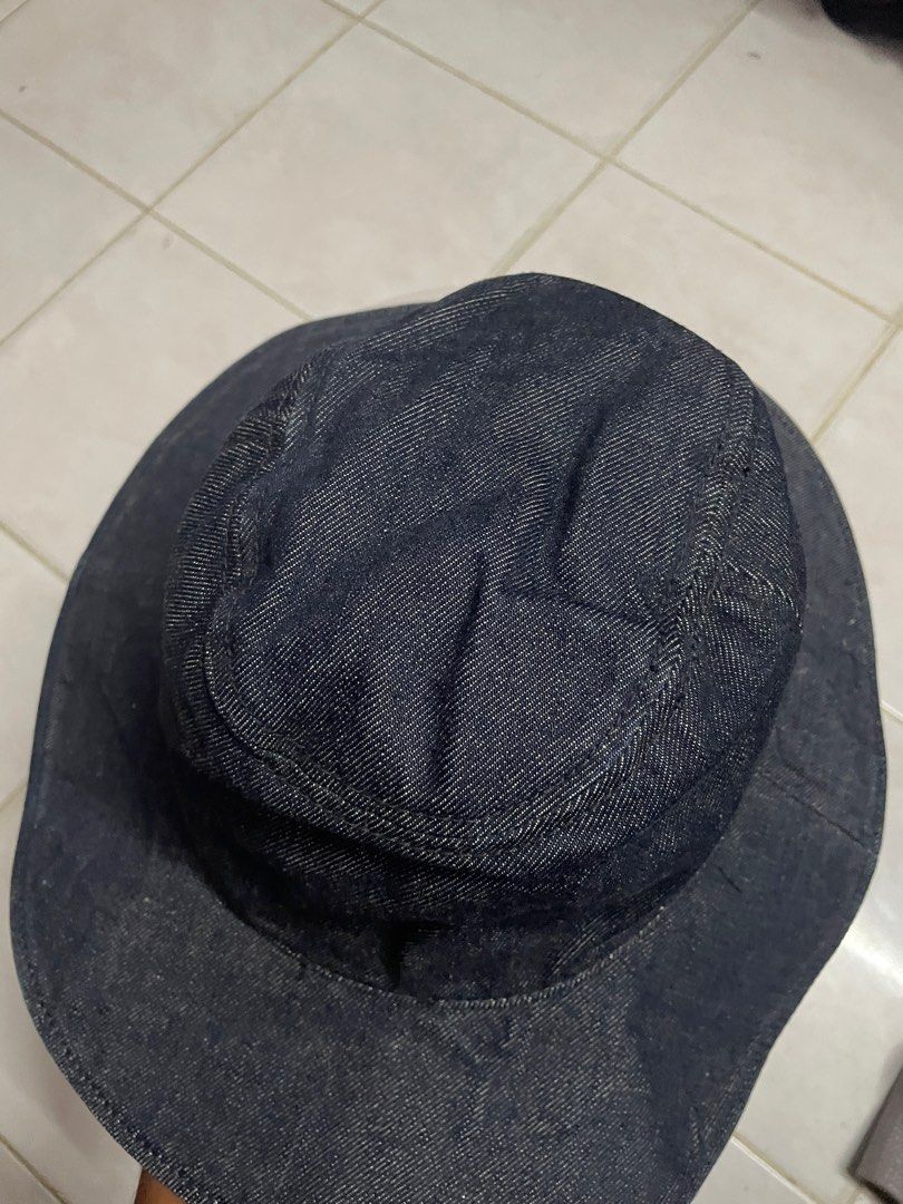 Denim Bucket Hat (Category: Cap & Hats) located in Ipoh. Submitted by supermanmalaya007 (Listing ID 1253847708, Image 3). Description: Denim Bucket Hat Condition : 9.5/10 cantik cukup sifat, lain2 refer gambar RM 35 DFOD Berminat ws 014-3477743 untuk lebih lanjut. Terima kasih😀 .