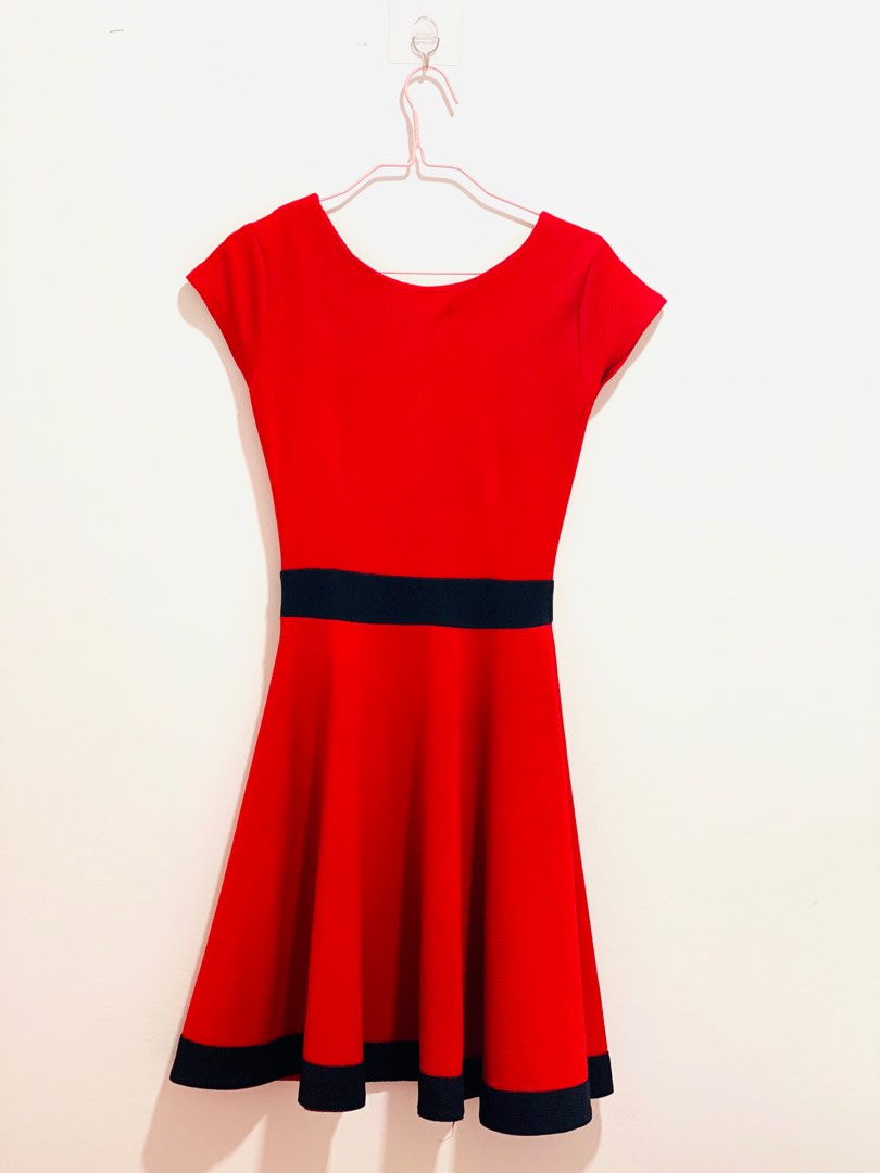 Dress Warna Merah MIDI, Fesyen Wanita, Pakaian Wanita, Gaun & Rok di