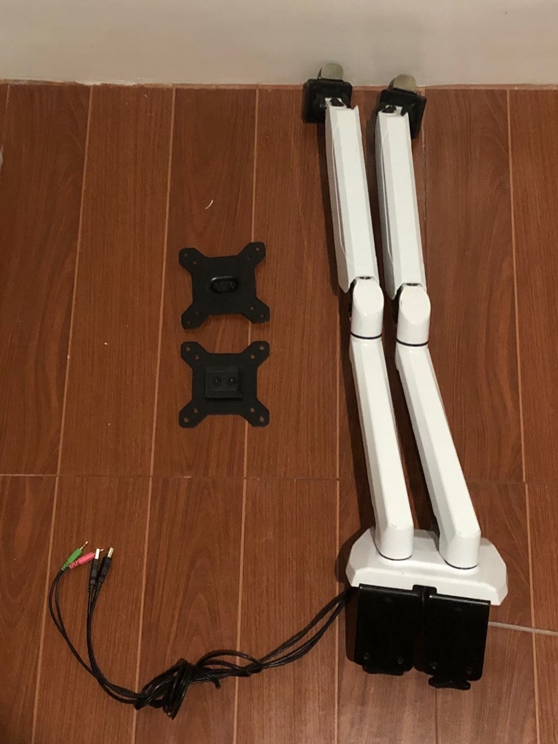 Dual monitor mount White with USB and audio ports, Computers & Tech