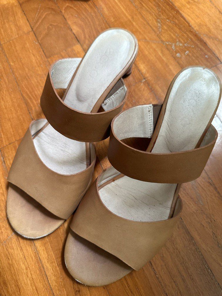 Ecco heeled sandals shop