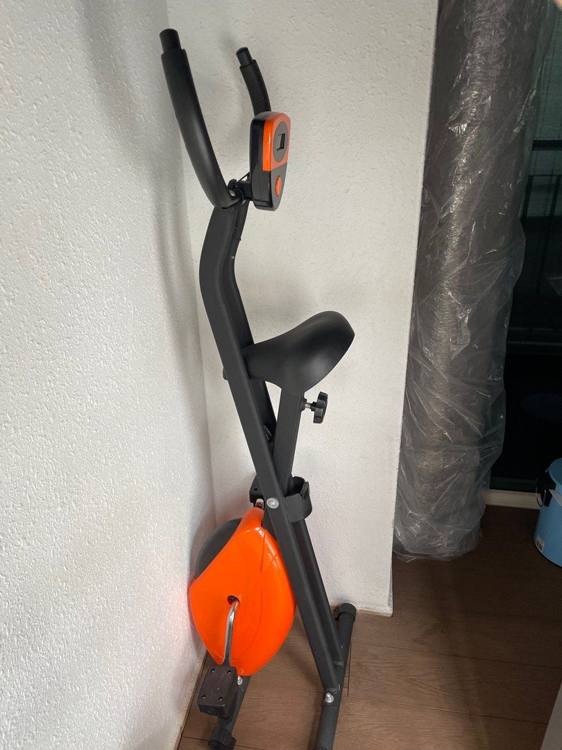 Star shaper cheap exercise bike