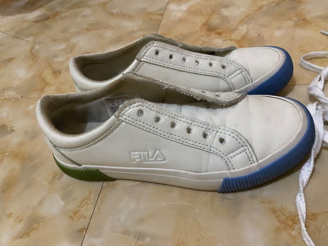 Size 6 fila shoes deals