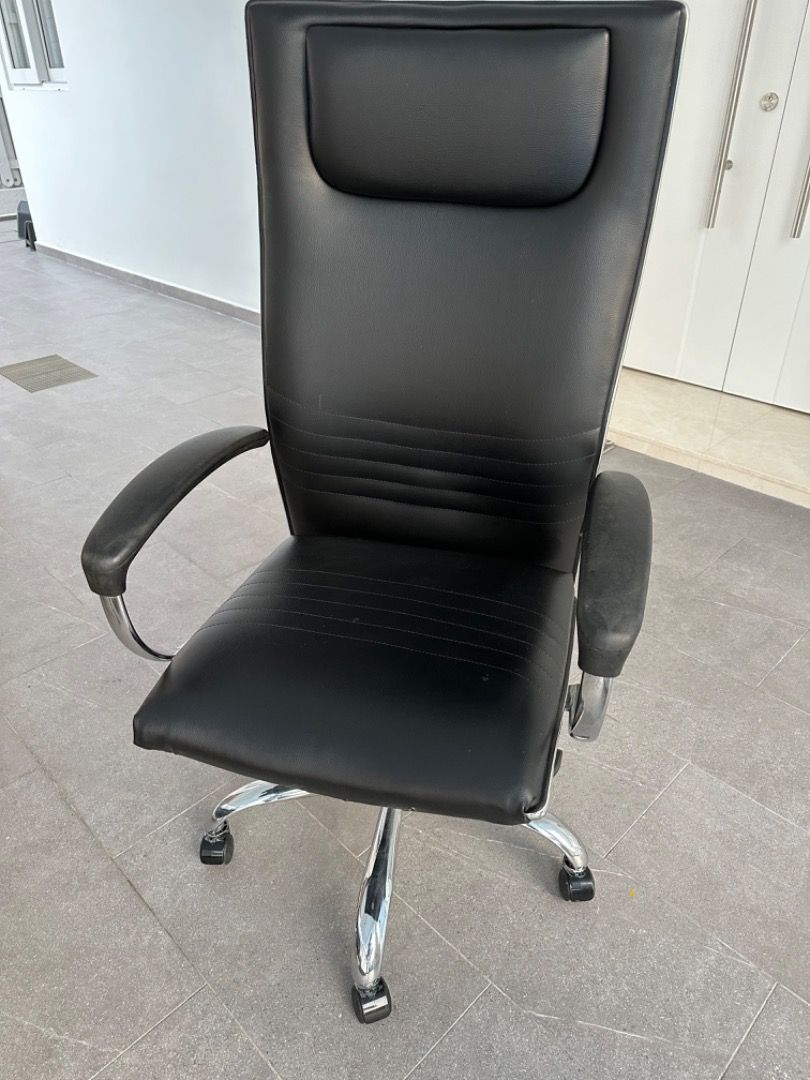 Genuine leather office hotsell chairs for sale