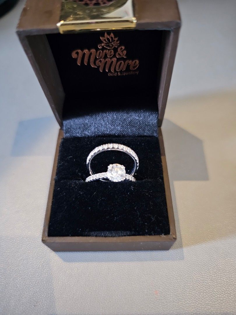 Cartier style wedding deals band