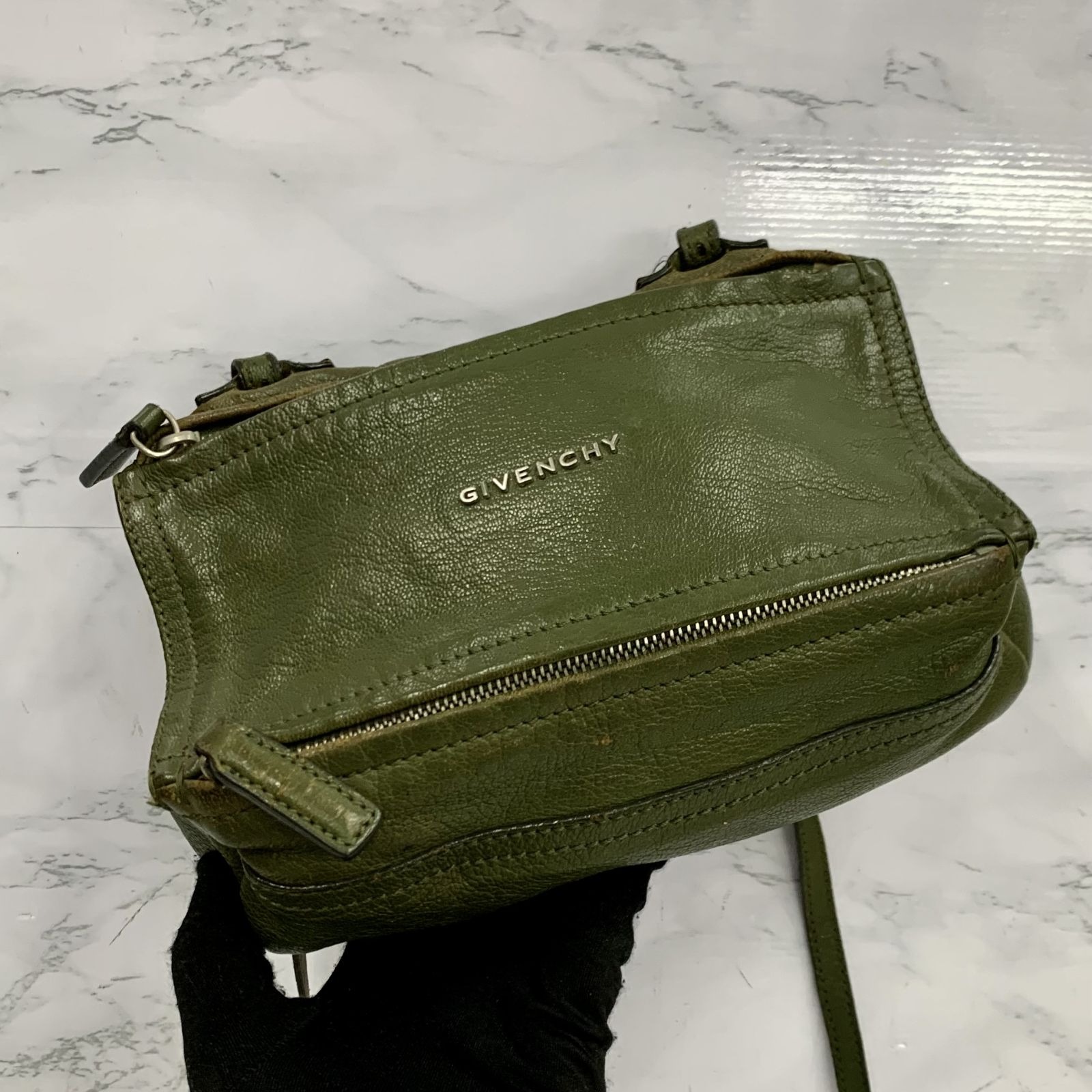 Givenchy pandora green best sale