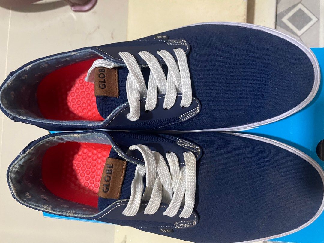 Red outlet globe shoes