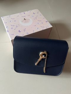 （分類：）位於 。 由 carpriconvic 提交（商品編號 1253757001，圖片 1）。簡介： 。