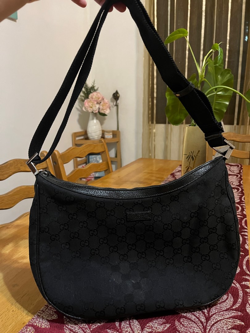 Gucci Black Canvas Crossbody Bag, Luxury, Bags & Wallets on Carousell