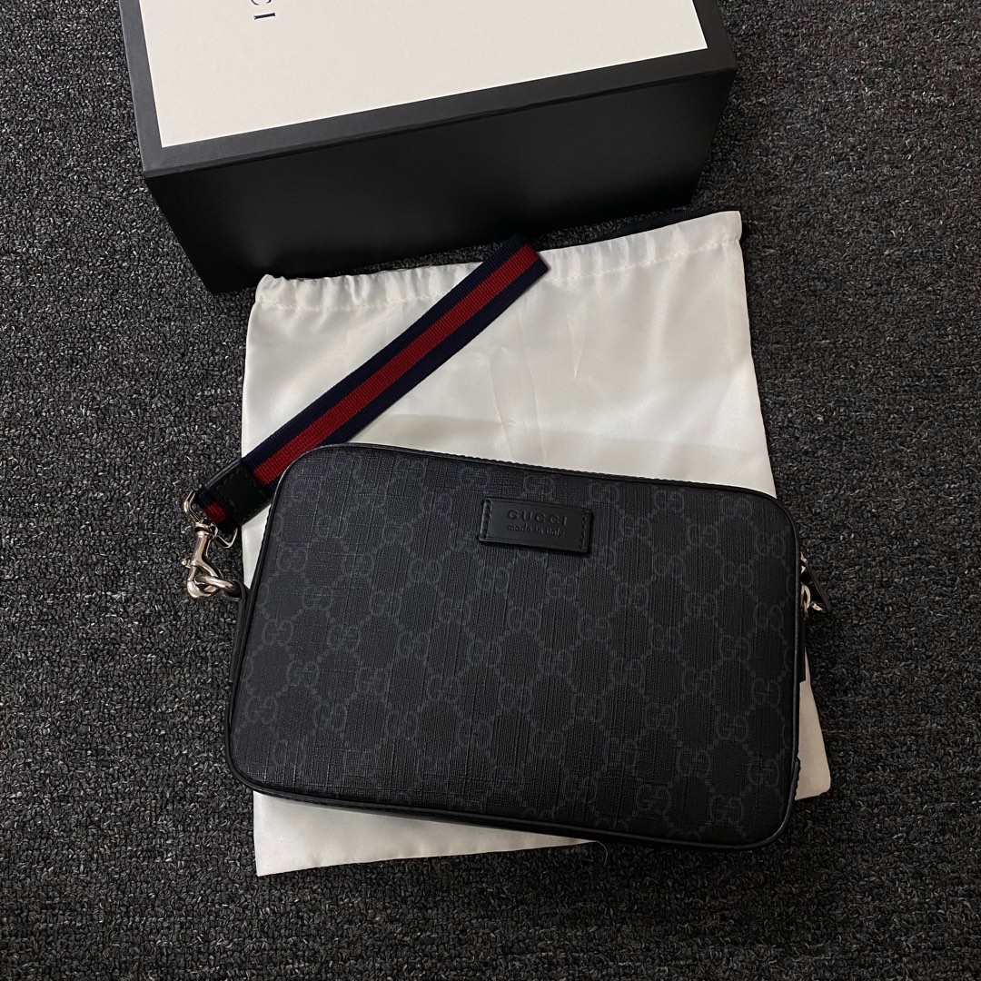 Gucci gg cheap supreme clutch